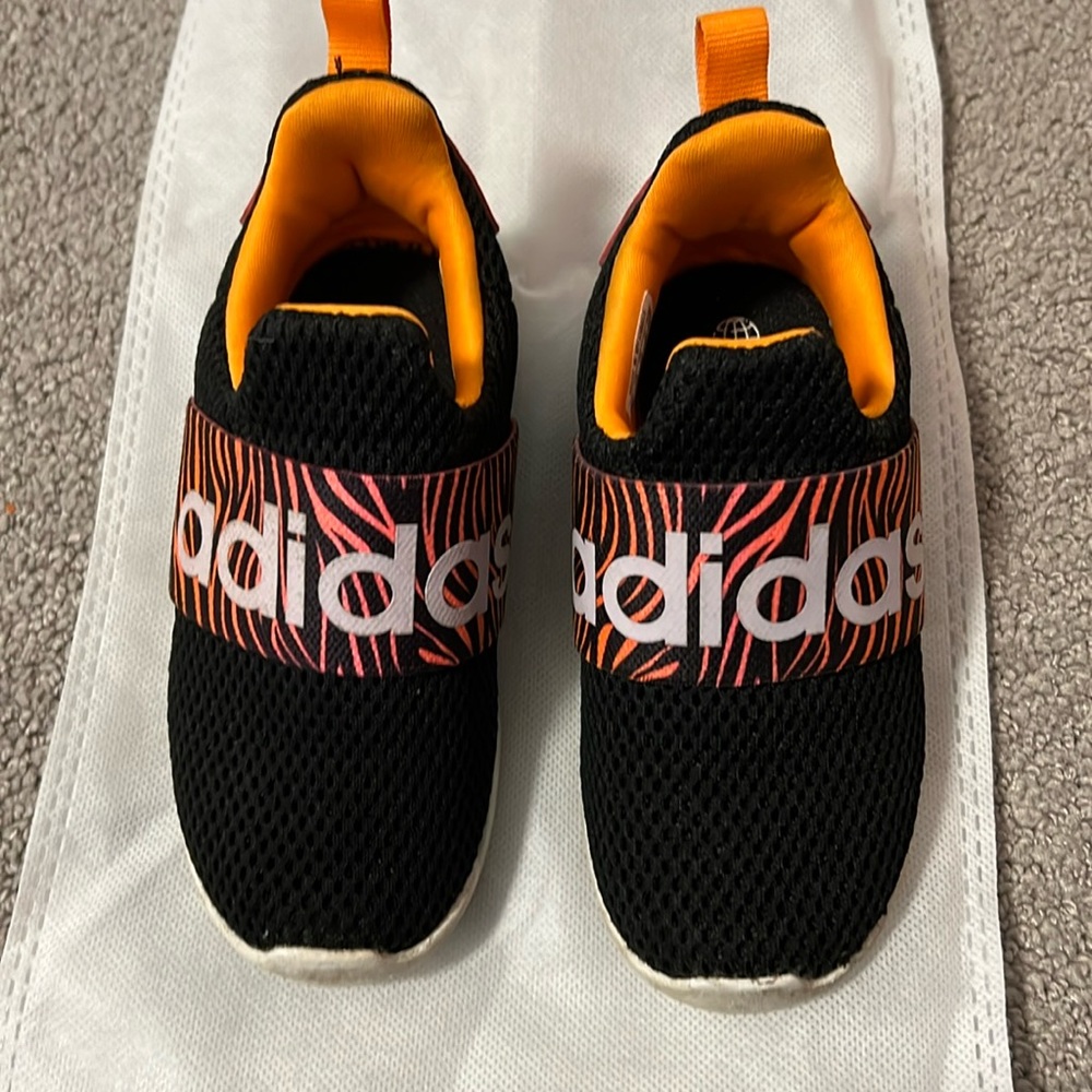 Addidas sneakers